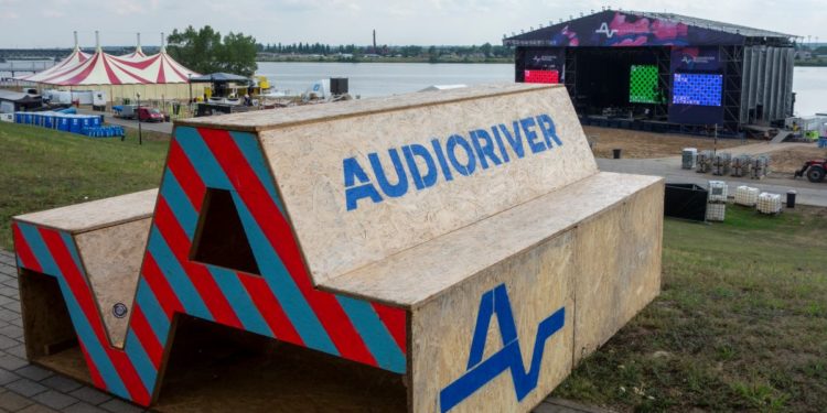 W piątek rozpocznie się Audioriver. Jak wygląda miasteczko festiwalowe?