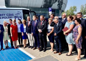 Kim są kandydaci PiS do Sejmu i Senatu? Konferencja Prawa i Sprawiedliwości w Płocku