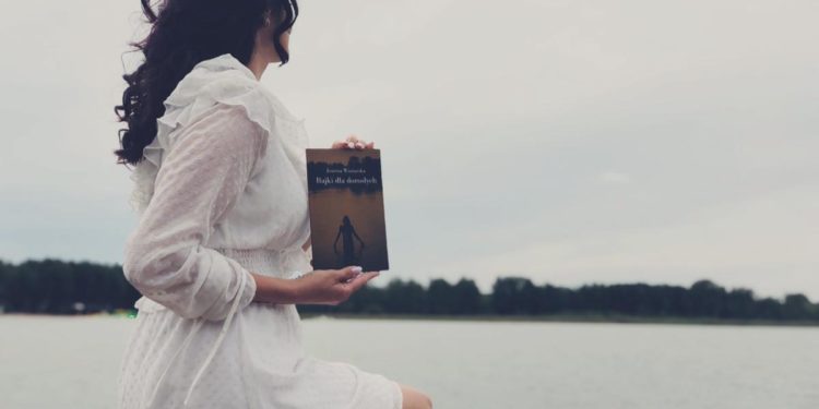 Agnieszka czyta: Joanna Winiarska „Bajki dla dorosłych”