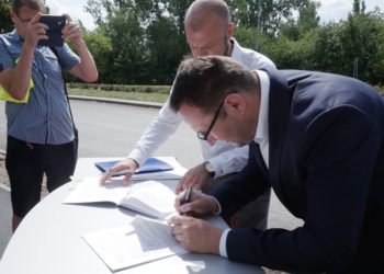 Ścieżki rowerowej na „starym” moście na razie nie będzie. A jak przebiega remont?