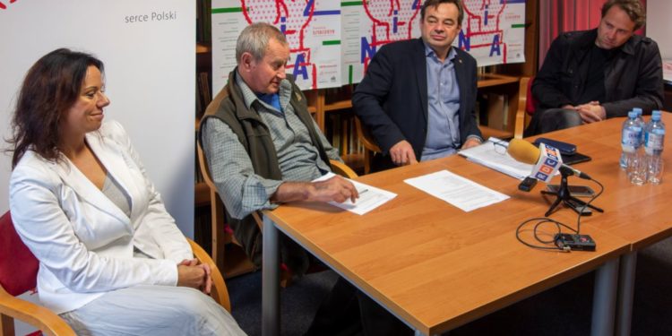 Satyrycznie o Polsce w płockim teatrze