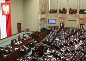 Zmiany w Kodeksie pracy. Czy obowiązkowe będzie podawanie wynagrodzenia w ogłoszeniu o pracę? [ANKIETA]