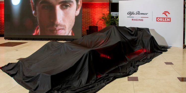 Jakie korzyści ma ORLEN ze współpracy z Robertem Kubicą i zespołem Alfa Romeo? [FILM]