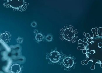 Koronawirus w Polsce. Jak zapobiegać i czy mamy się czego obawiać? [WYWIAD]