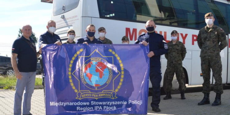 Płoccy mundurowi oddali krew z okazji Święta Policji