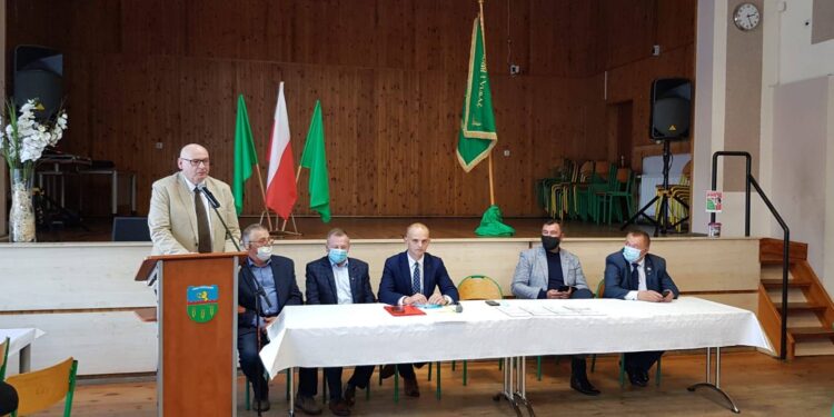 Piotr Zgorzelski w sobotę uczestniczył w dużym spotkaniu w Radzanowie
