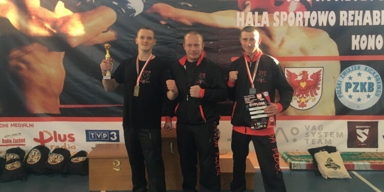 Brązowy, srebrny i cztery złote medale UKS „Sanda” Płock