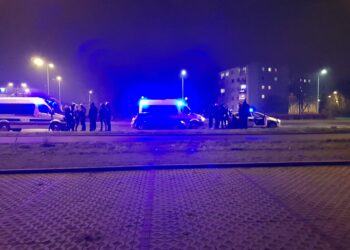 Policja: „Kierowca był agresywny, miał bełkotliwą mowę”. Jechał z 1,5 miesięcznym dzieckiem