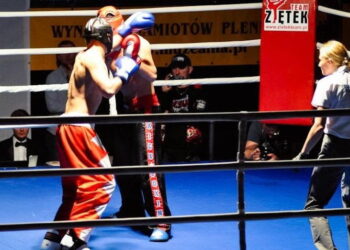 Srebrny medal w kickboxingu dla płocczanina