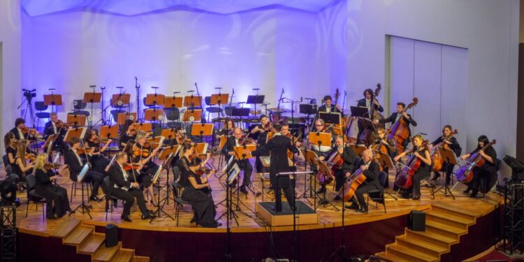 Za nami pierwszy od dawna koncert Płockiej Orkiestry Symfonicznej z publicznością [ZDJĘCIA]