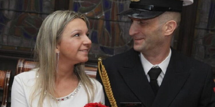 Płynie samotnie Wisłą dla ciężko chorego kolegi z Marynarki Wojennej. To ta formacja kiedyś obroniła Płock