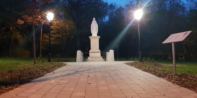 Komuniści ją usunęli. Po 70 latach znów możemy ją podziwiać w Płocku