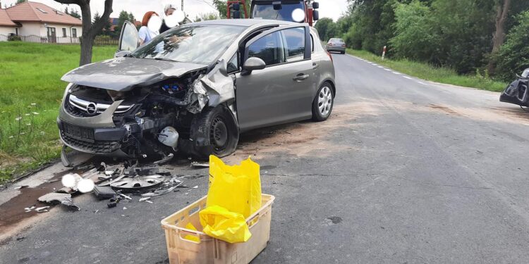 Wypadek w gminie Stara Biała. Jedna osoba poszkodowana [ZDJĘCIA]