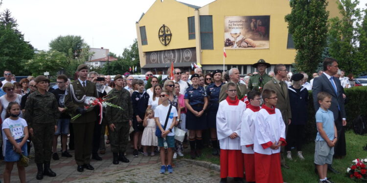 Młodzi bohaterowie obrony Płocka upamiętnieni
