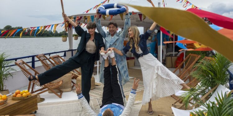 Płock w spocie jesiennej ramówki TVN. Na statku Magda Gessler, Joanna Krupa, Kuba Wojewódzki… [FILM, ZDJĘCIA]