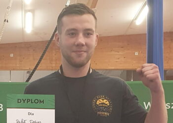 Poprawił wynik swojego trenera. Płocczanin Mistrzem Polski w kickboxingu