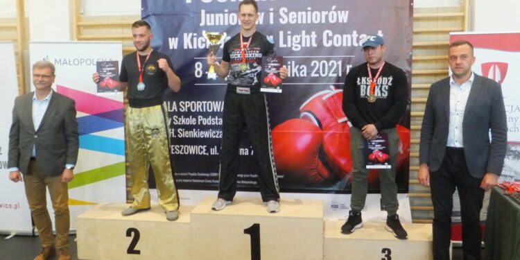 Srebro i brąz Pucharu Polski dla płockich kickboxerów