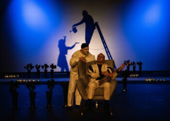 Ile z papieru jest w nas? [RECENZJA]