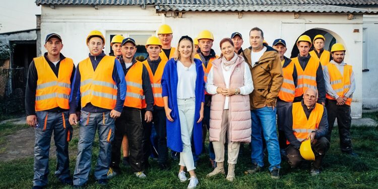 „Nasz nowy dom” pod Płockiem. Komu pomogła ekipa Katarzyny Dowbor?