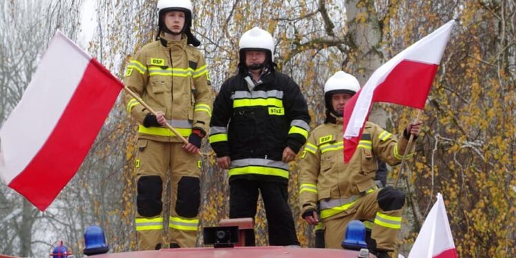 Strażacy ochotnicy wspierają służby, które bronią granicy polsko-białoruskiej [ZDJĘCIA]