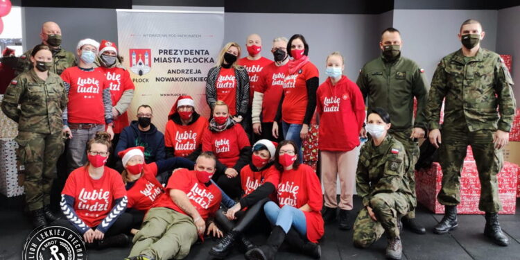 Płoccy żołnierze wsparli Szlachetną Paczkę