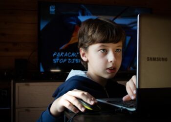Dzień Bezpiecznego Internetu. Jak zadbać o ochronę dzieci i młodzieży w sieci?