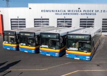 Płockie autobusy pojechały na Ukrainę. Będą jeździły w Żytomierzu i Lwowie