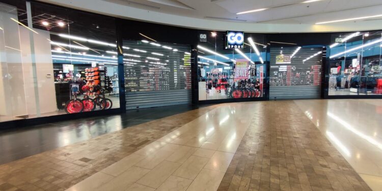 Sankcje wobec sieci sklepów GO Sport. Zamknięto też obiekt w Płocku