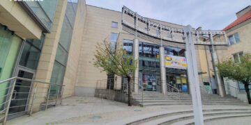 „Jurassic World”, „Buzz Astral” czy „Goliat”? Sprawdźcie propozycje NK Przedwiośnie [REPERTUAR]