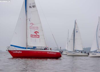 Trwają zmagania żeglarzy na Wiśle w Płocku [ZDJĘCIA]