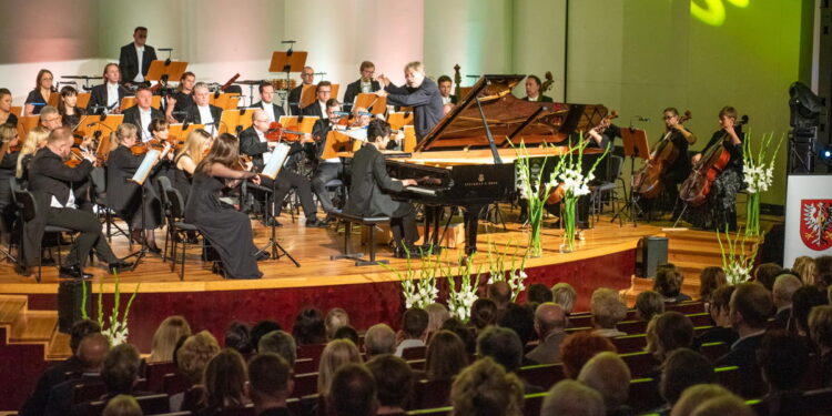 Płocka Orkiestra Symfoniczna świętowała 45-lecie [ZDJĘCIA]