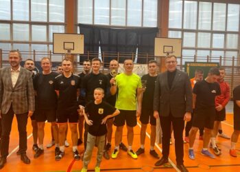 Strażacy walczyli w mistrzostwach piłki halowej