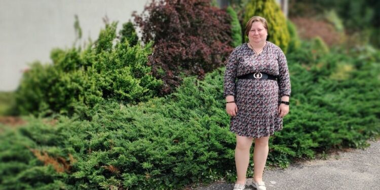 Karolina potrzebuje pomocy. Kobieta walczy z endometriozą