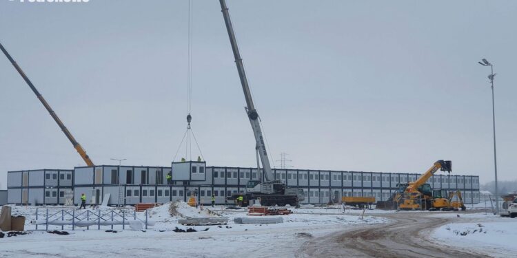 Trwa realizacja nowej inwestycji ORLENU. Powstaje też miasteczko dla pracowników [FILM, ZDJĘCIA]