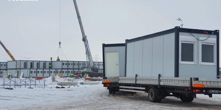 Trwa realizacja nowej inwestycji ORLENU. Powstaje też miasteczko dla pracowników [FILM, ZDJĘCIA]