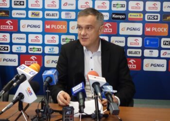 Robert Czwartek rezygnuje ze stanowiska prezesa SPR Wisły Płock. Co na to kibice?