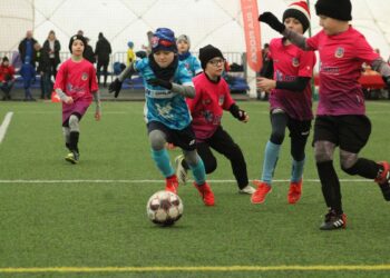 Zawzięta sportowa rywalizacja podczas akcji ORLEN Zima z FutbolGangiem [ZDJĘCIA]