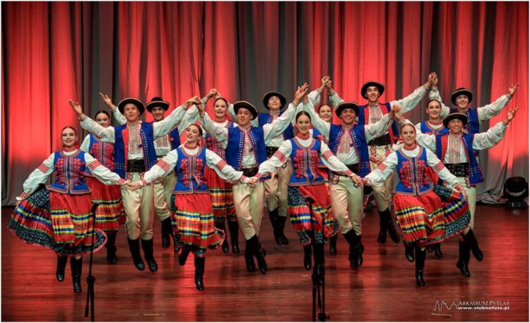 fot. Arkadiusz Pytlas, facebook.com Zespół Pieśni i Tańca Wisła