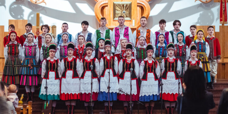 Piękny koncert w płockim kościele. Występowały głównie dzieci [ZDJĘCIA]