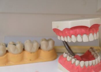 Stomatologia pod lupą: ogół czy specjalizacja?