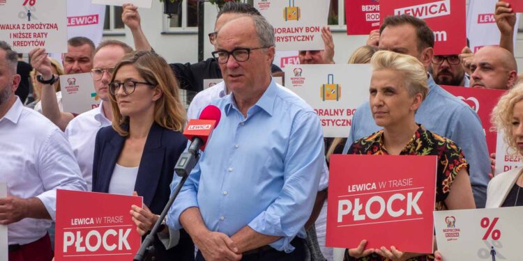 Politycy Lewicy w Płocku. Włodzimierz Czarzasty mówił o zmianach w rządzie [FILM, ZDJĘCIA]