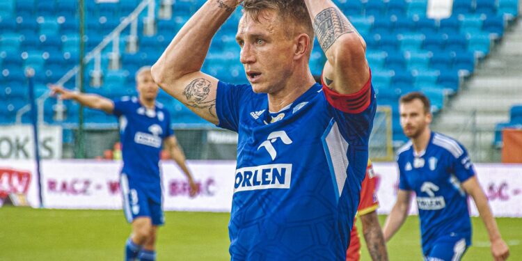 Jakub Rzeźniczak odchodzi z Wisły Płock. „Z sentymentem będę wspominał ten czas”