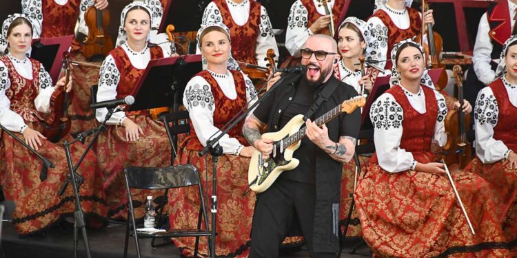 Mazowsze i Kombii na jednej scenie w Płocku [ZDJĘCIA]