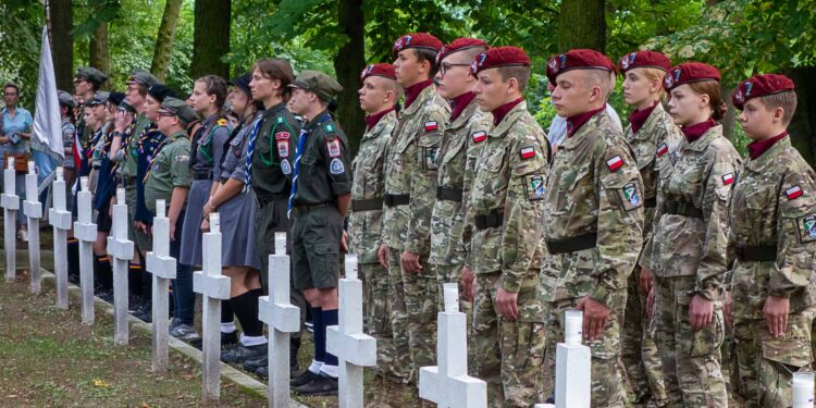 Uroczystości upamiętniające obrońców Płocka na Cmentarzu Garnizonowym [ZDJĘCIA]