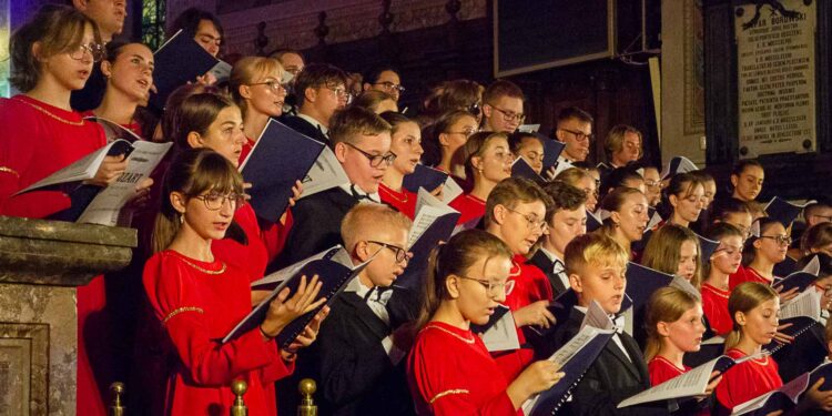 Poruszające „Requiem” Mozarta w Katedrze. Publiczność wypełniła świątynię [ZDJĘCIA]