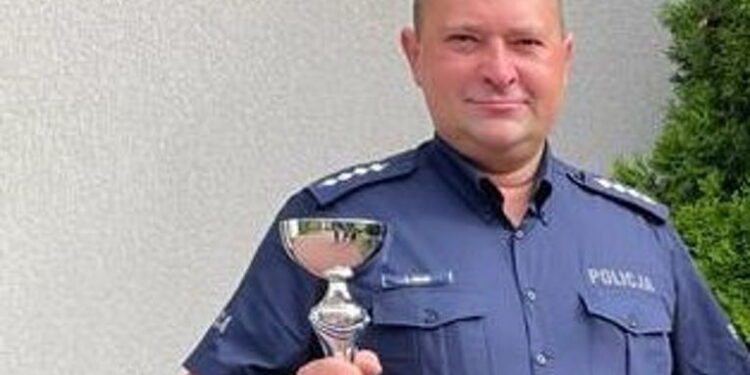 Funkcjonariusz z Płocka jednym z najlepszych dzielnicowych na Mazowszu