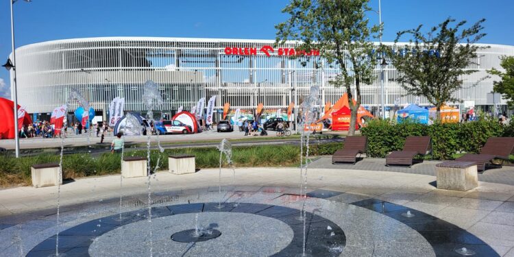 ORLEN Stadion oficjalnie otwarty. Wiceprezes ORLENU przewidział wynik inauguracyjnego meczu! [FILM, ZDJĘCIA]