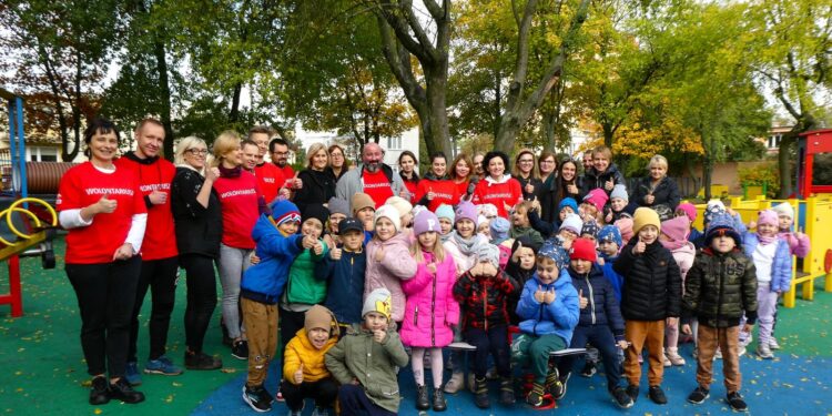 Przedszkolaki będą uprawiać warzywa. Pomogła Fundacja ORLEN i wolontariusze