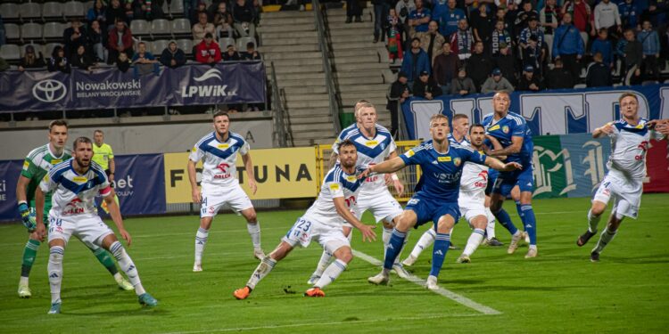 Wysoka przegrana Wisły Płock. Trener: To blamaż, który nie przystoi takiej drużynie