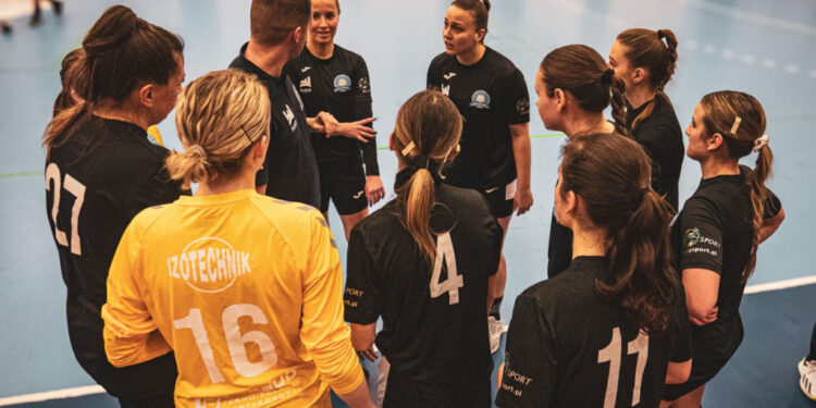 Wygrana Jutrzenki w Derbach Płocka [ZDJĘCIA]